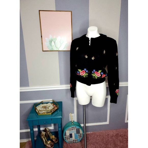 Women Knit Cardigan, 80s Cardigan, Floral Cardigan - Picture 2 of 9